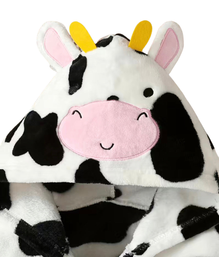 DOORBUSTER Cow Cuddles Robe